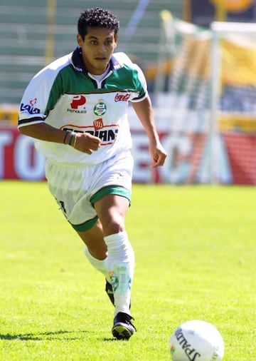 El famoso Pity se cansó de poner en alto el nombre de Santos Laguna y al igual que el Grande Martínez, el oaxaqueño obtuvo el campeonato con los laguneros en 2001