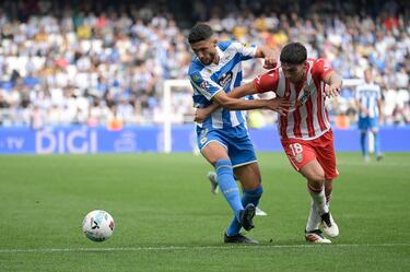 El Almería cosechó un meritorio empate contra el líder de Segunda. Bonini fue el autor del único tanto de los suyos, al rematar con la cabeza, un balón a la salida de un córner. El central se adelantó a la defensa, entrando con todo.