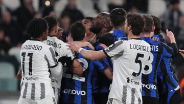 Empate y tres rojas: un derbi calentísimo