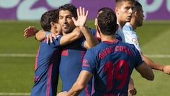 Luis Su&aacute;rez celebra su gol en Bala&iacute;dos con el Atl&eacute;tico.