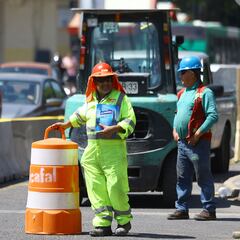 Identifican las carreras más saturadas del mercado laboral en Chile: por cada aviso llegan 50 postulantes