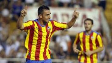 <b>MESTALLA LO CONOCE. </b>Alcácer marcó este verano ante la Roma en el Trofeo Naranja.