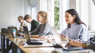 El gobierno estadounidense ofrece algunas ayudas para liquidar los préstamos estudiantiles en 2022. ¿Quiénes podrán recibirlas? Aquí los detalles.