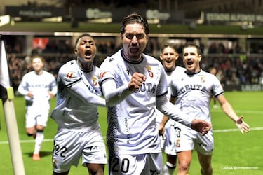 José Campaña empieza a mandar en el Ceuta