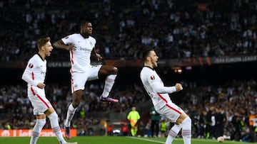 BARCELONA, SPAIN - APRIL 14: Filip Kostic of Eintracht Frankfurt celebrates after scoring their sides first goal during the UEFA Europa League Quarter Final Leg Two match between FC Barcelona and Eintracht Frankfurt at Camp Nou on April 14, 2022 in Barcelona, Spain. (Photo by David Ramos/Getty Images)