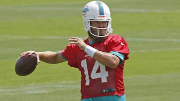 El veterano de 14 temporadas participó con el primer equipo al inicio de las actividades organizadas de los Dolphins.