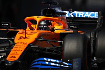 Carlos Sainz (McLaren MCL35), en Barcelona.