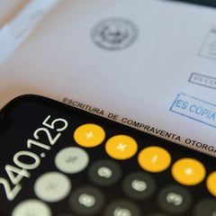 Una escritura de calendario e hipoteca para la venta. Edwardo Barra / Europa Press