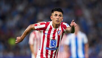 BARCELONA, SPAIN - AUGUST 17: Thiago Almada of Atletico de Madrid gestures during the LaLiga EA Sports match between RCD Espanyol de Barcelona and Atletico de Madrid at RCDE Stadium on August 17, 2025 in Barcelona, Spain. (Photo by Alex Caparros/Getty Images)