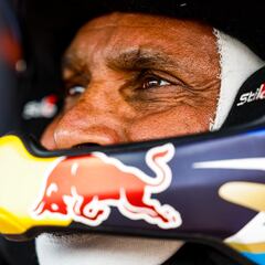 Al Attiyah rectifica: “Va a ser entre Sainz y yo”