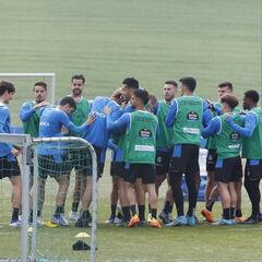 Víctor y Trilli, únicas bajas del Deportivo ante el Dux