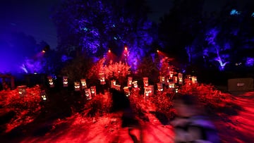 Over-the-top Halloween decorations getting 911 calls
