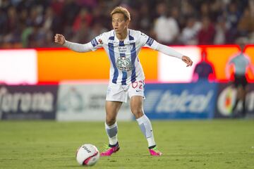 Fue anunciado como "La Bomba" del Clausura 2017. El seleccionado japonés fue fichado por los 'Tuzos' proveniente del Milán pero a falta de pretemporada fue hasta la jornada 6 que tuvo acción. 