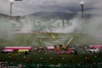 En la semifinal del fútbol colombiano Nacional mostró un tifo que decoró el Atanasio 