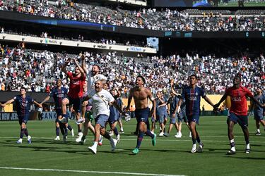 El PSG de Luis Enrique consiguió llegar a otra final de un gran torneo. No obstante, el resultado no estuvo esta vez del lado del español, ya que su equipo cayó derrotado en la final ante el Chelsea por 3-0. 'Les Parisiens' recibirán por este torneo 106.9 Millones de Dólares.