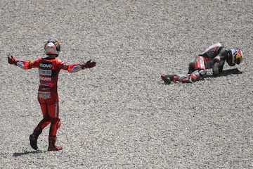 Las imágenes de la accidentada salida en Montmeló