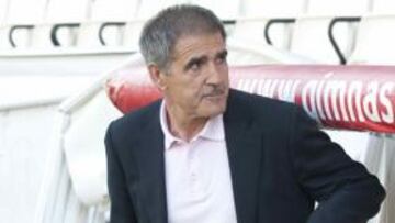 CRÍTICO. El técnico del Celta se mostró especialmente beligerante con su homólogo en el Valladolid, Djukic.