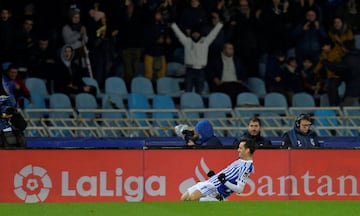 2-0. Juanmi celebr¨® el segundo gol.