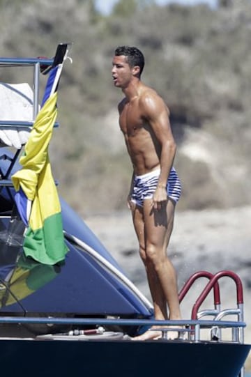 Cristiano Ronaldo disfruta de sus vacaciones en Ibiza