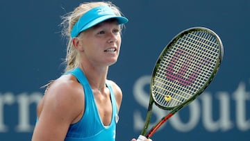 Red-hot Bertens beats Svitolina, Halep marches on