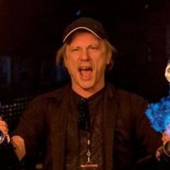 El motivo por el que el Bruce Dickinson (Iron Maiden) lleva 10 años sin comprar gel de ducha