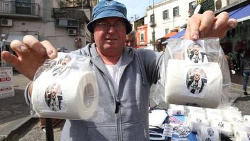 Nápoles vende papel higiénico con la cara de Higuáin