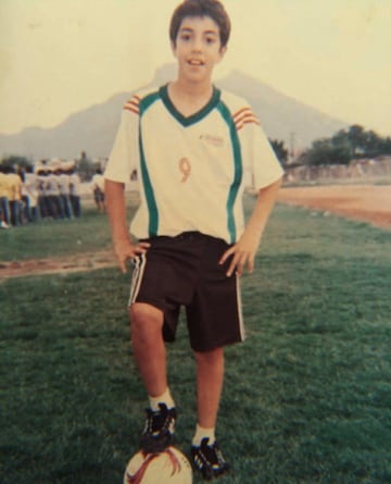 Pizarro siempre estuvo ligado a un balón y más tarde se convertiría en una de sus grandes pasiones de vida.