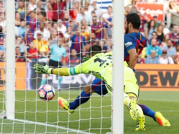 El FC Barcelona comenzó esta temporada con una gran goleada contra el Betis. El partido, que terminó 6-2, se puso pronto de cara para los azulgranas, ya que Arda Turán marcó en el minuto 6 el primer gol, tanto del partido como de la temporada.