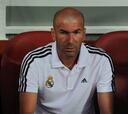Zidane dirige su primera sesión con el Real Madrid Castilla
