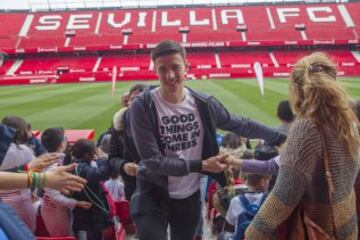 El francés, de 21 años, se lesionó ante el Leicester, pero desde el primer día en el Pizjuán, contra el Madrid en Copa, ha dejado buenas sensaciones. Lleva seis partidos en tres competiciones y muchas voces le piden por delante de Rami. Apunta a otro acierto de Monchi.