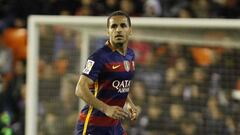 Douglas Pereira, en un partido con el Barcelona.