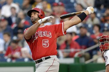 El de Santo Domingo fue uno de los jugadores m¨¢s destacados en los ¨²ltimos a?os de los St. Louis Cardinals, con quienes jug¨® de 2001 a 2011. Promedio de bateo de .308, 2,978 hits (y contando) y 612 home runs a lo largo de la carrera del primera base. Ahora est¨¢ con los Angels of Anaheim y busca seguir haciendo historia en el baseball profesional.