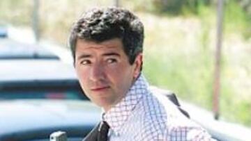 <b>TONO COMEDIDO. </b>Gil Marín animó a la plantilla para el resto de Liga.