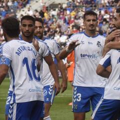 José León estrena titularidad