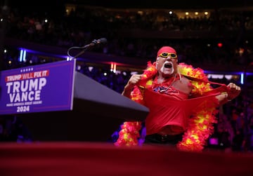 Hulk Hogan tears his shirt during a rally for Republican presidential nominee and former U.S. President Donald Trump