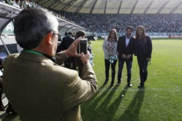 Futbol, Temuco v Copiapo.
Campeonato Loto 2015 - 2016 primera B.
El ex jugador Marcelo Salas junto a su polola Gianella Marengo previo  el partido contra  de`portes Copiapo, Chile.Bicentenario Germán Becker.
Temuco, Chile.
16/04/2016
Ramon Monroy/Photosport*******

