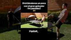 Paredes y Nico Canales se lucieron jugando Teqball