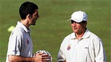 <b>DESPEDIDOS</b>. Juande Ramos y Juan Ramón Muñiz están fuera, mientras Del Pozo se queda en el club.