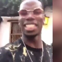Surrealista: Pogba por las calles de Cartagena con 2 raperos cantando por detrás