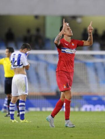 Enzo Roco marca el segundo para el Espanyol.