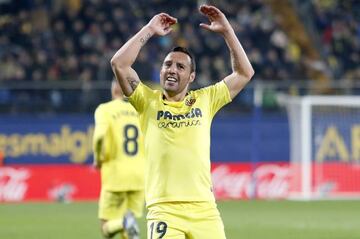 Santi Cazorla celebrates his equaliser against Real Madrid