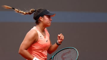 Tennis - Italian Open - Foro Italico, Rome, Italy - May 6, 2025 Spain's Jessica Bouzas Maneiro reacts during her round of 128 match against Ann Li of the U.S. REUTERS/Yves Herman