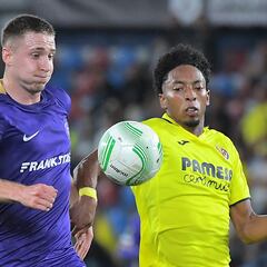 Johan Mojica completa los 90′ en goleada de Villarreal