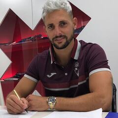 Fran Sol llega para dar luz a la delantera del Eibar