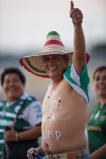 Santos vs Pumas en imágenes