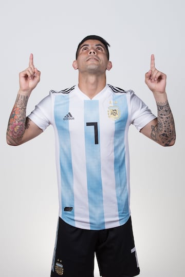MOSCOW, RUSSIA - JUNE 12: Ever Banega of Argentina poses for a portrait during the official FIFA World Cup 2018 portrait session on June 12, 2018 in Moscow, Russia. (Photo by Lars Baron - FIFA/FIFA via Getty Images)