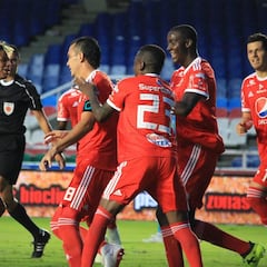 América vuelve al triunfo, con 'el Pecoso' Castro