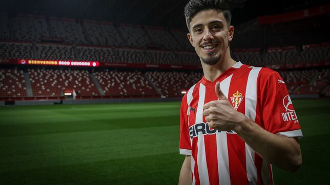 Rubén Albés incluye en la convocatoria a Nico Serrano