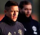 Alexis Sánchez salió lesionado del entrenamiento en el United