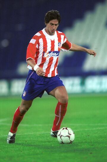 Atlético de Madrid: 2002-03.
AC Milán: 1988-90 y 1991-02.